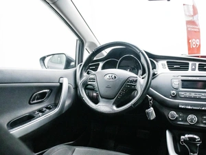 Хетчбэк Kia Ceed 2015 года, 1050000 рублей, Красноярск