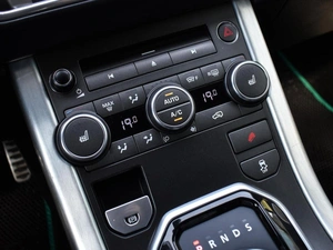 Внедорожник Land Rover Range Rover Evoque 2012 года, 1855000 рублей, Краснодар