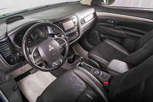 Внедорожник Mitsubishi Outlander 2013 года, 1679000 рублей, Томск
