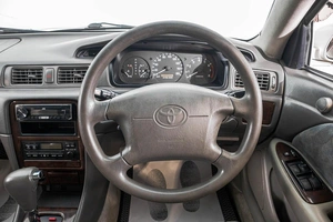 Седан Toyota Camry Gracia 2000 года, 499000 рублей, Барнаул