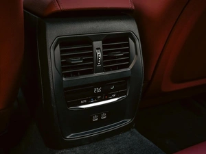 Седан BMW 3 серия 2025 года, 5425000 рублей, Краснодар