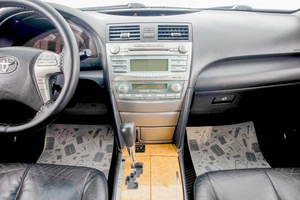 Седан Toyota Camry 2006 года, 1169000 рублей, Барнаул