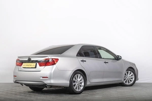 Седан Toyota Camry 2012 года, 2009000 рублей, Томск