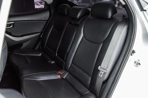 Седан Hyundai Avante 2012 года, 750000 рублей, Ульяновск