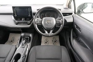 Универсал Toyota Corolla 2020 года, 1699000 рублей, Красноярск