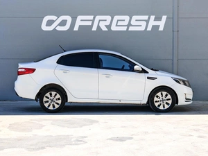 Седан Kia Rio 2014 года, 680000 рублей, Краснодар