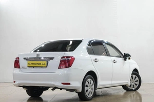 Седан Toyota Corolla Axio 2016 года, 1219000 рублей, Новокузнецк