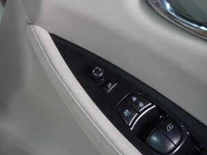 Хетчбэк Nissan Leaf 2012 года, 799000 рублей, Воронеж