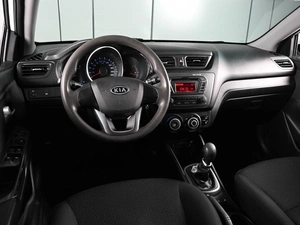Седан Kia Rio 2012 года, 899000 рублей, Аксай
