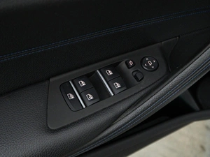 Седан BMW 5 серия 2018 года, 3997077 рублей, Москва