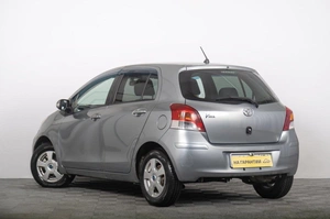 Хетчбэк Toyota Vitz 2008 года, 629000 рублей, Томск