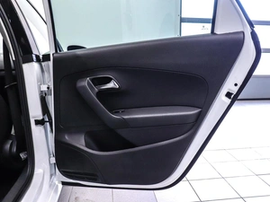 Седан Volkswagen Polo 2014 года, 905000 рублей, Красноярск