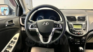 Хетчбэк Hyundai Solaris 2011 года, 828000 рублей, Красноярск