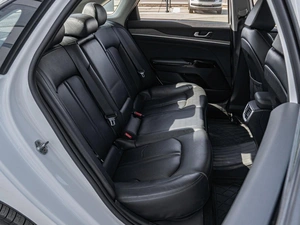 Седан Kia K5 2021 года, 2400000 рублей, Краснодар