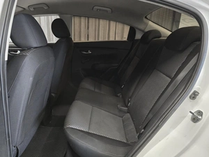 Седан Kia Rio 2018 года, 855000 рублей, Красноярск