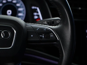 Внедорожник Audi Q8 2019 года, 5899044 рублей, Москва