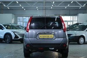Внедорожник Nissan X-Trail 2013 года, 1319000 рублей, Омск
