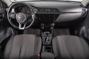 Седан Kia Rio 2017 года, 1449000 рублей, Томск