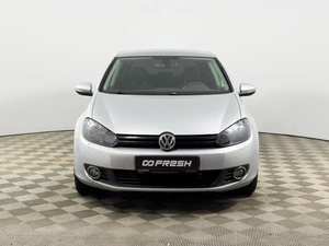 Хетчбэк Volkswagen Golf 2011 года, 730100 рублей, Казань