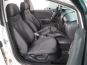 Хетчбэк SEAT Leon 2012 года, 499000 рублей, Воронеж