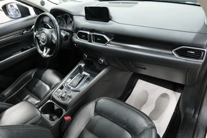 Внедорожник Mazda CX-5 2019 года, 2499000 рублей, Омск