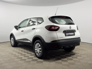 Внедорожник Renault Kaptur 2018 года, 1020000 рублей, Казань