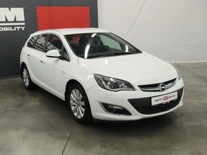 Универсал Opel Astra 2013 года, 915000 рублей, Курск