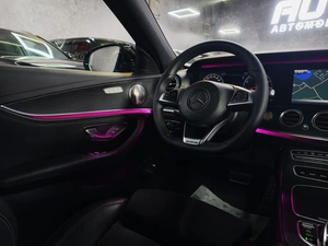 Седан Mercedes-benz E-класс 2018 года, 3187000 рублей, Солонцы