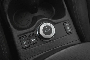 Внедорожник Nissan X-Trail 2015 года, 1899000 рублей, Кемерово