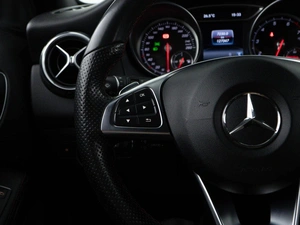 Внедорожник Mercedes-benz GLA-класс 2017 года, 2497077 рублей, Москва