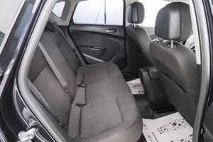 Хетчбэк Opel Astra 2013 года, 849000 рублей, Красноярск