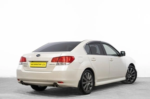 Седан Subaru Legacy 2011 года, 1549000 рублей, Барнаул