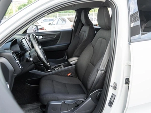 Внедорожник Volvo XC40 2019 года, 2548000 рублей, Волгоград
