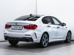Седан BMW 1 серия 2022 года, 2070000 рублей, Красноярск