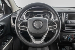 Внедорожник Jeep Cherokee 2017 года, 1899000 рублей, Барнаул