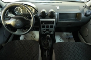 Седан Renault Logan 2006 года, 169000 рублей, Омск