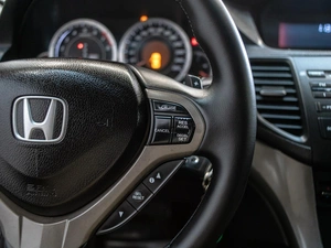 Седан Honda Accord 2008 года, 980000 рублей, Красноярск