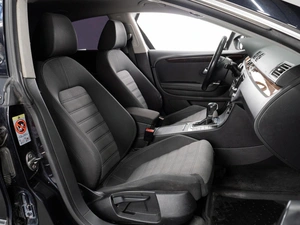 Седан Volkswagen Passat CC 2011 года, 888000 рублей, Тюмень