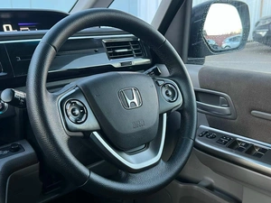 Минивэн Honda Stepwgn 2016 года, 1630000 рублей, Ижевск
