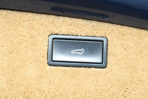 Внедорожник Porsche Cayenne 2008 года, 1349000 рублей, Омск