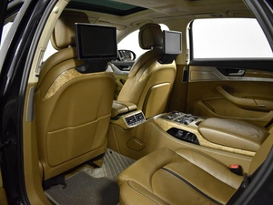 Седан Audi A8 2011 года, 1569900 рублей, Казань