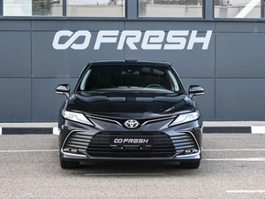 Седан Toyota Camry 2023 года, 3389000 рублей, Кирилловка