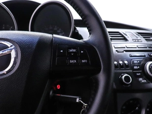 Седан Mazda 3 2011 года, 845000 рублей, Красноярск