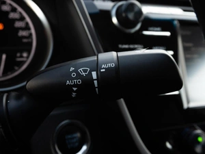 Седан Toyota Camry 2018 года, 2835000 рублей, Самара