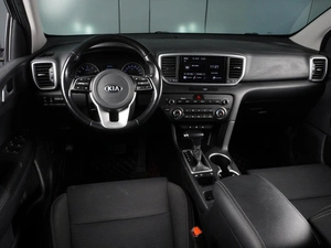 Внедорожник Kia Sportage 2021 года, 2199000 рублей, Красный Пахарь
