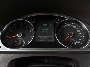 Седан Volkswagen Passat 2012 года, 1069000 рублей, Аксай