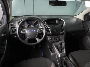Хетчбэк Ford Focus 2013 года, 819000 рублей, Минеральные Воды