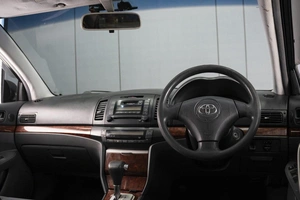 Седан Toyota Premio 2002 года, 595000 рублей, Омск