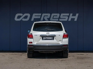 Внедорожник Toyota Highlander 2012 года, 2420000 рублей, Краснодар