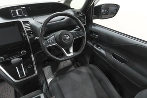 Минивэн Nissan Serena 2017 года, 2119000 рублей, Новокузнецк